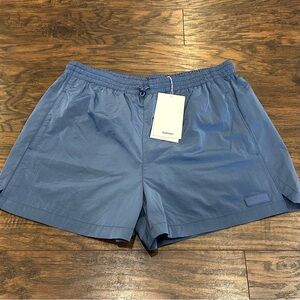 NWT HALFDAYS Womens Adam’s Shorts Breeze Blue Size Large Trail Hiking Gym Beach